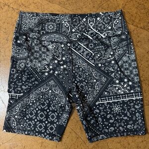 Size 3X bebe Black and White Bandana Print Swim Board Shorts